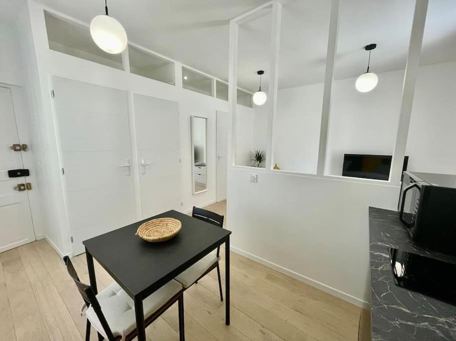 Studio Entierement Renove, Situe Au Coeur Du Quartier Haut 세테 외부 사진